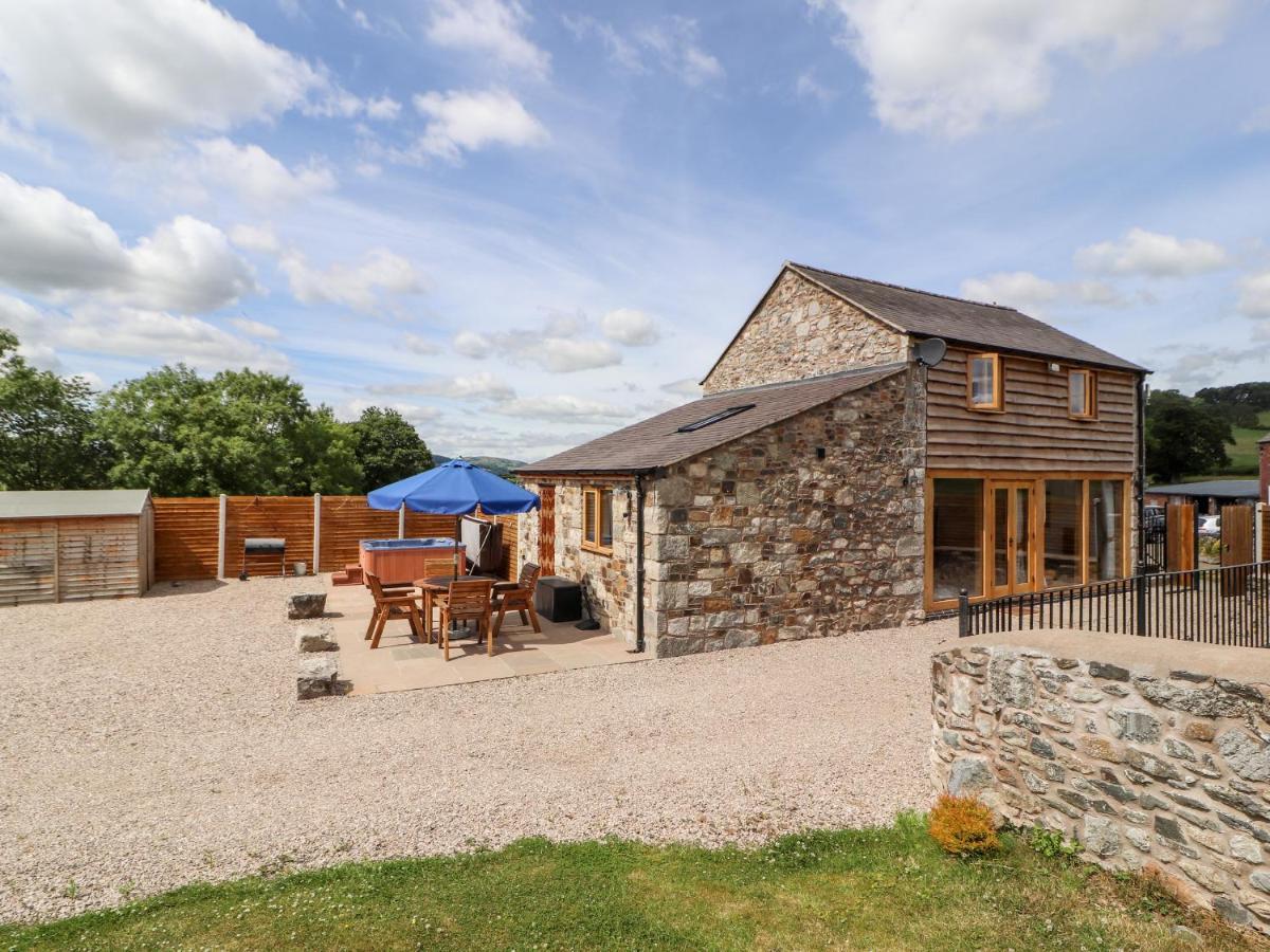 Villa The Old Cart House Oswestry Esterno foto
